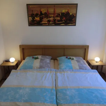 Hollandwarft Ferien Unter Reet * Pellworm